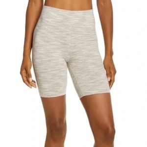 OV flow bike short